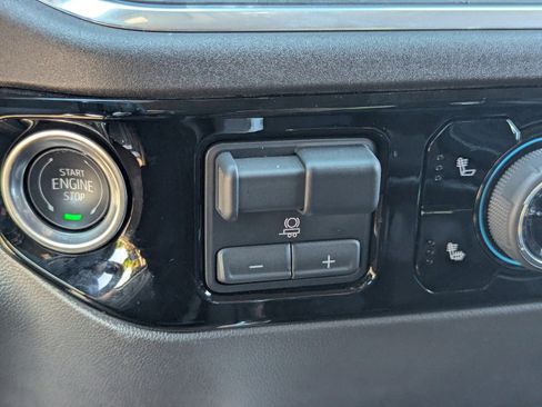 Used 2025 Chevrolet Silverado 1500 RST w/ Convenience Package II image 31