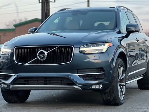 Used 2018 Volvo XC90 T5 Momentum w/ Convenience Package image 13