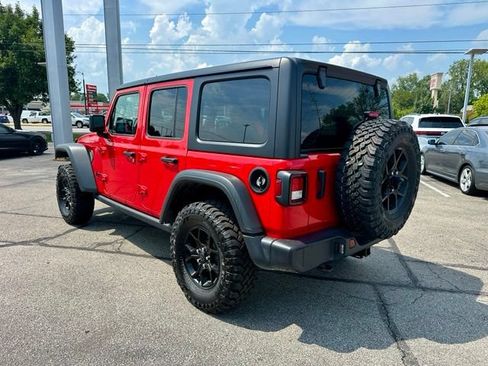 Used 2025 Jeep Wrangler Unlimited Sport AWD/4WD image 5
