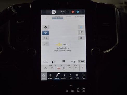 Used 2022 RAM 2500 Laramie image 31