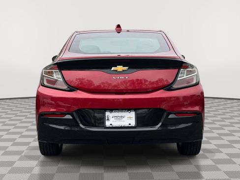 Used 2018 Chevrolet Volt LT FWD image 6