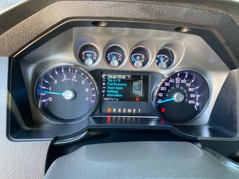 Used 2013 Ford F250 Lariat w/ Chrome Pkg AWD/4WD image 12