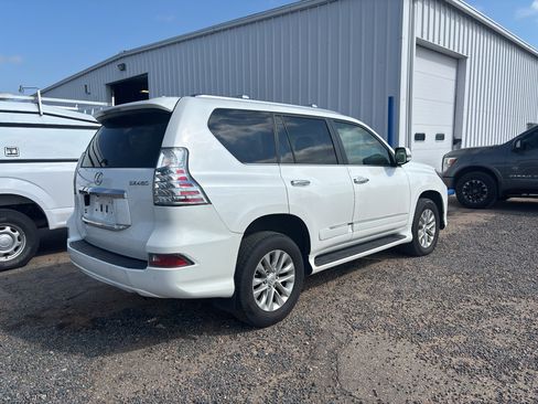 Used 2016 Lexus GX 460 w/ Premium Package AWD/4WD image 4