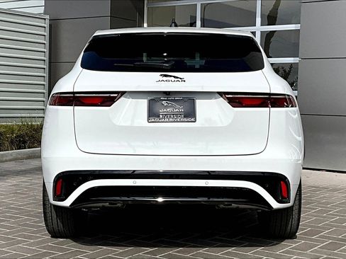 New 2025 Jaguar F-PACE R-Dynamic S image 4