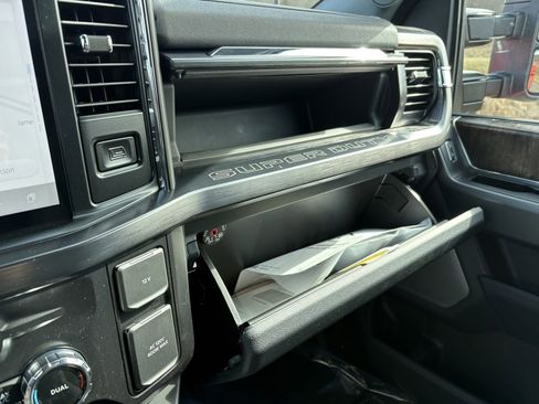 New 2026 Ford F250 Lariat w/ Lariat Premium Package image 38