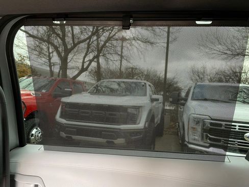 Used 2023 Toyota Sienna XSE w/ XSE Plus Package image 19