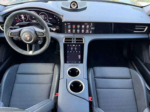 New 2025 Porsche Taycan 4S AWD/4WD image 14