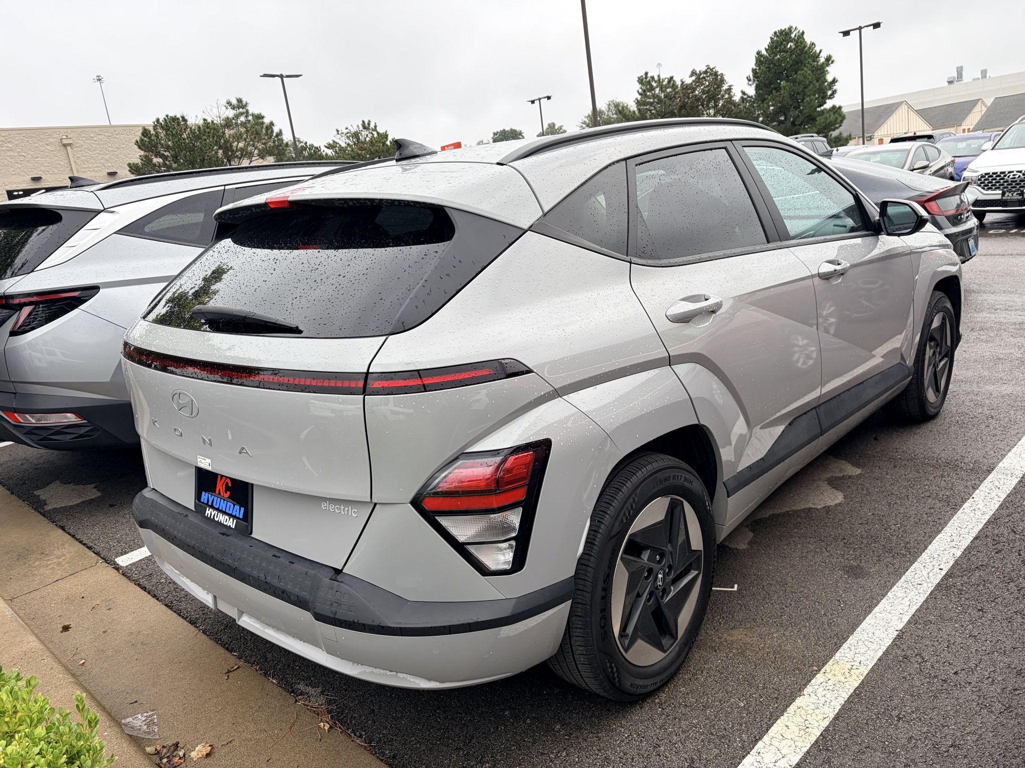 Used 2024 Hyundai Kona SEL FWD image 5