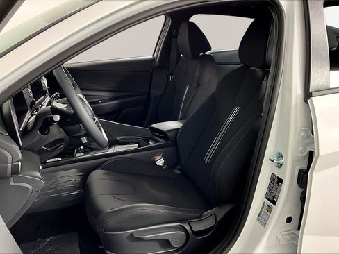 New 2026 Hyundai Elantra Sport FWD image 16