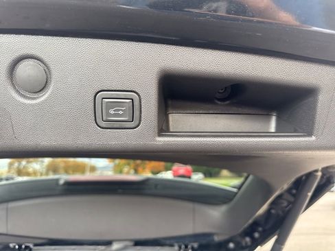 Used 2024 Chevrolet Equinox LT image 20