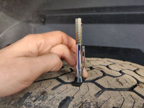 Used 2011 RAM 2500 Laramie w/ Cold Weather Group image 30