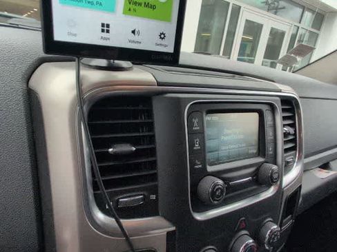 Used 2019 RAM 1500 Classic SLT image 16