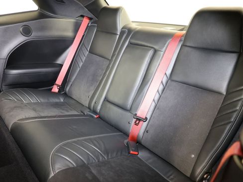 Used 2021 Dodge Challenger SRT Hellcat w/ Plus Package RWD image 11
