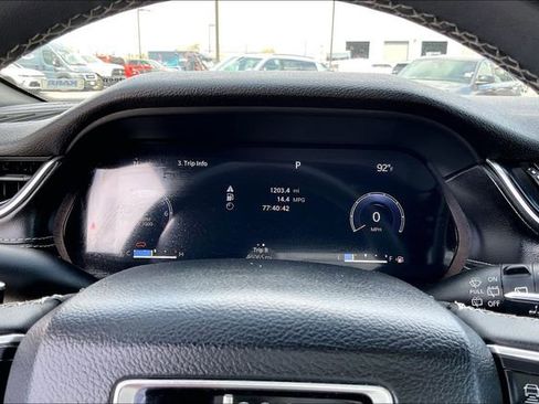 Used 2023 Jeep Grand Cherokee L Laredo image 19