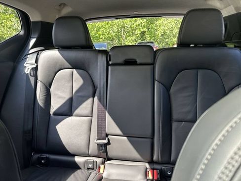 Used 2023 Volvo XC40 B5 Plus w/ Driver Assist Package AWD/4WD image 30