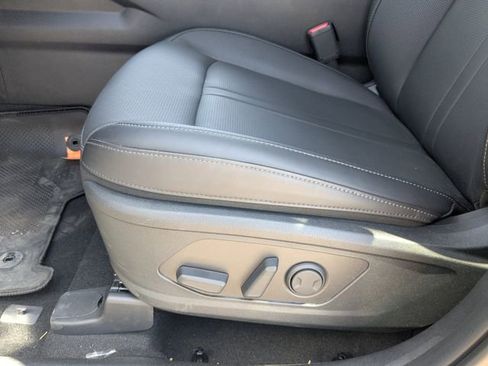 Used 2025 Kia Sorento EX w/ EX Panoramic Sunroof Package image 21