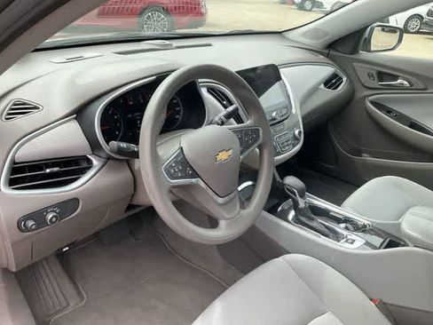 Used 2024 Chevrolet Malibu LT FWD image 10
