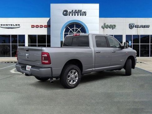Used 2023 RAM 2500 Laramie AWD/4WD image 4
