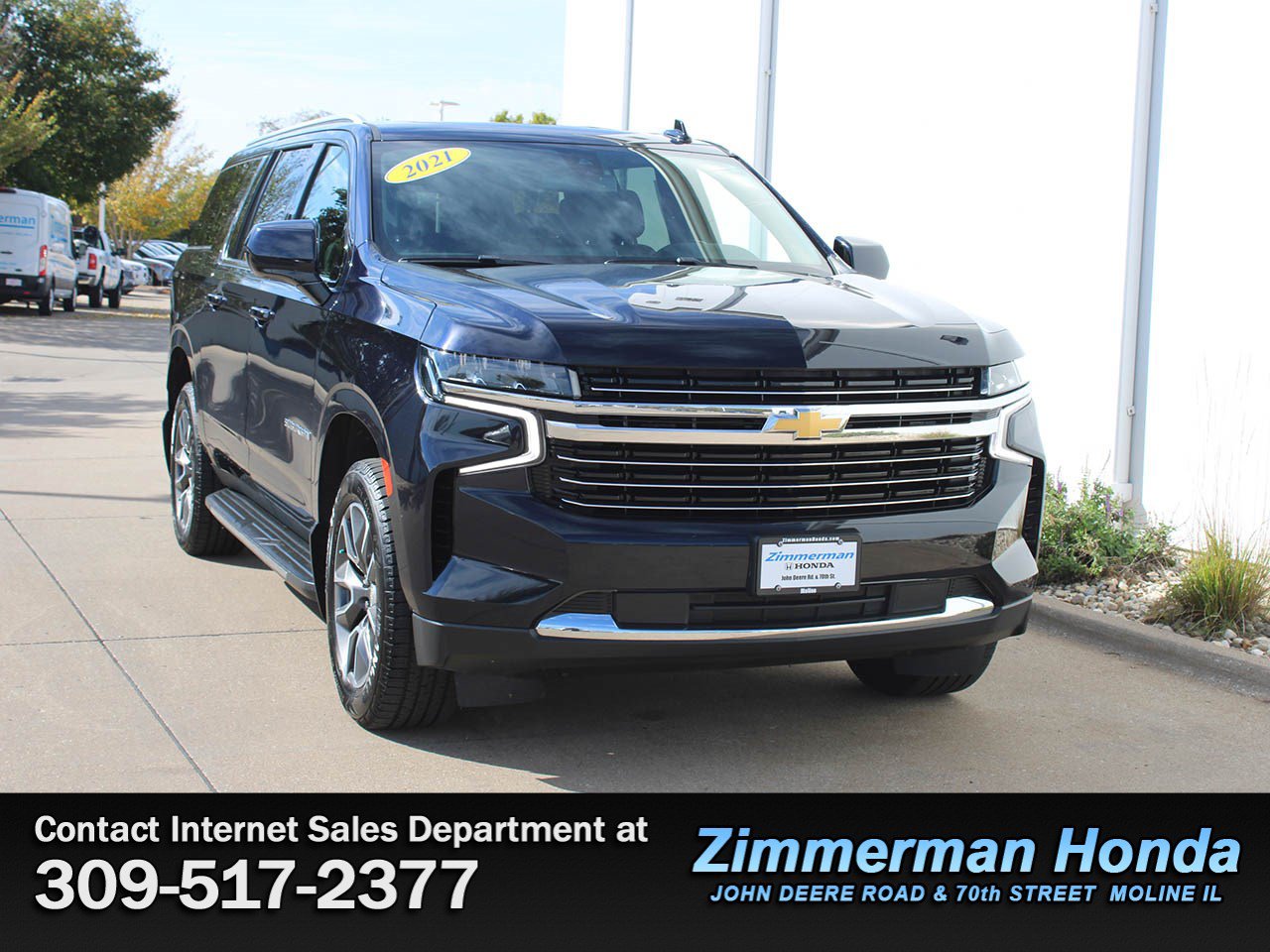 Used 2021 Chevrolet Suburban LT w/ Rear Media and Nav Package AWD/4WD image 3