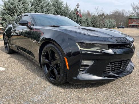 Used 2017 Chevrolet Camaro SS image 30