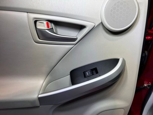 Used 2014 Toyota Prius Four image 37