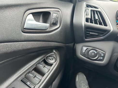 Used 2013 Ford Escape SEL AWD/4WD image 18