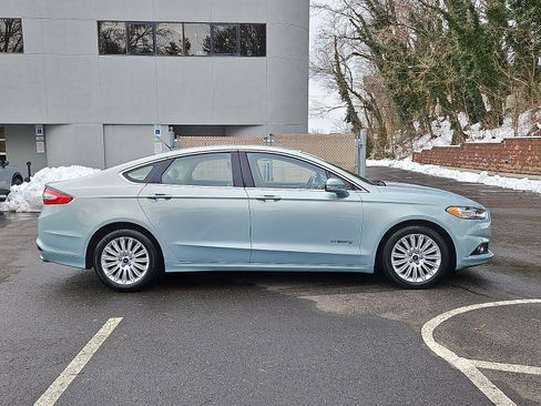 Used 2013 Ford Fusion SE image 7
