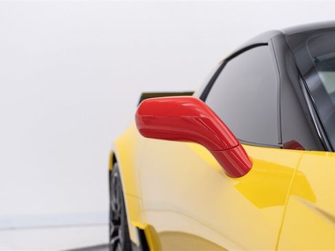 Used 2018 Chevrolet Corvette Z06 RWD image 25