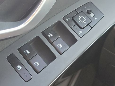 Used 2024 Kia Niro Wind w/ Wind Preserve Package FWD image 26