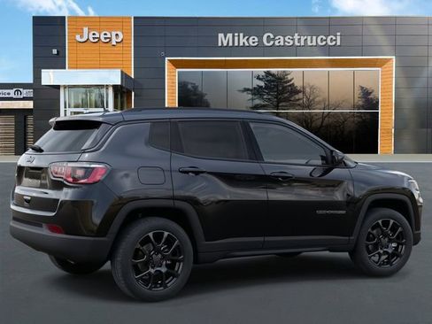 New 2026 Jeep Compass Latitude image 4