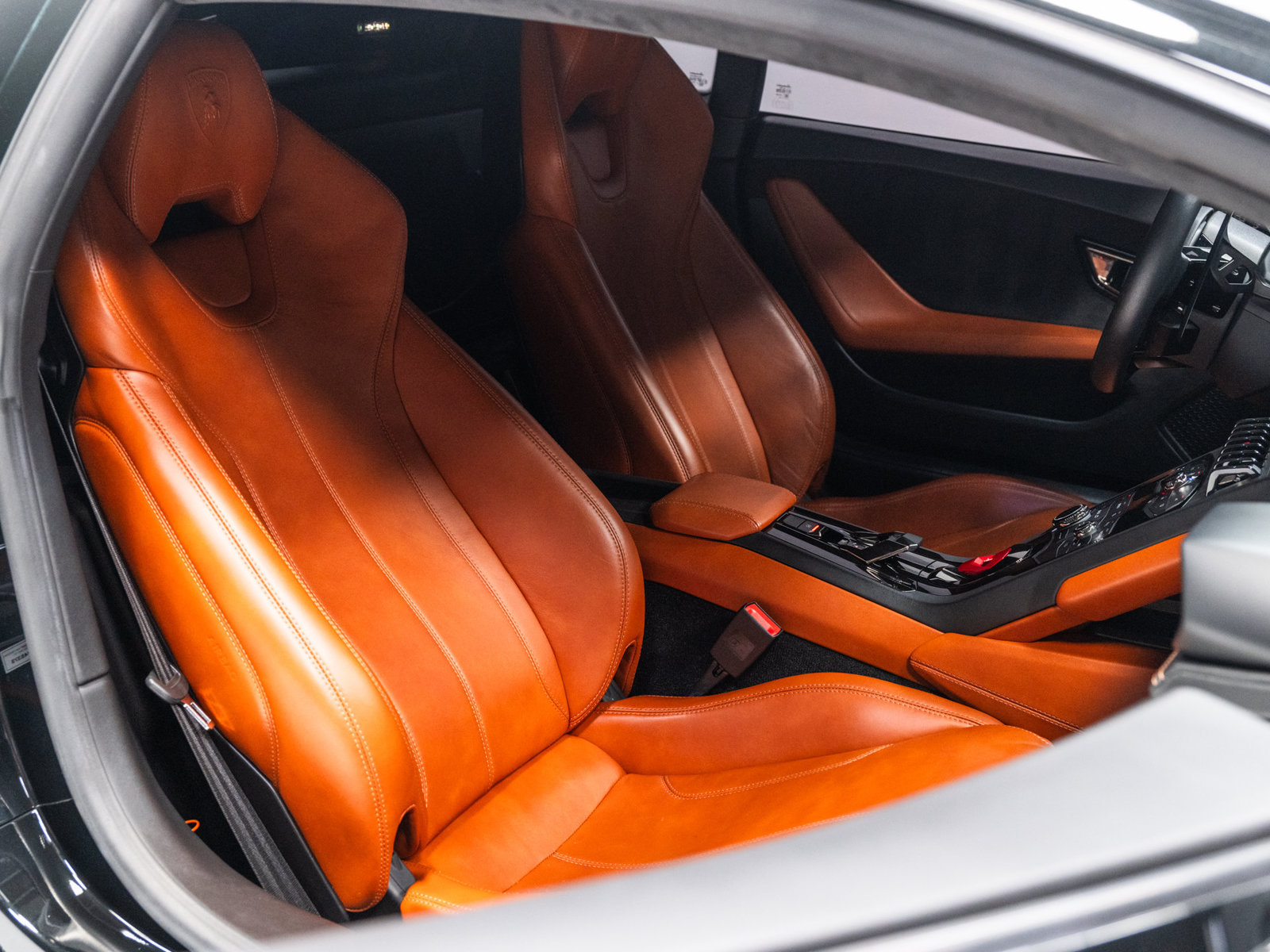 Used 2018 Lamborghini Huracan LP 610-4 AWD/4WD image 45