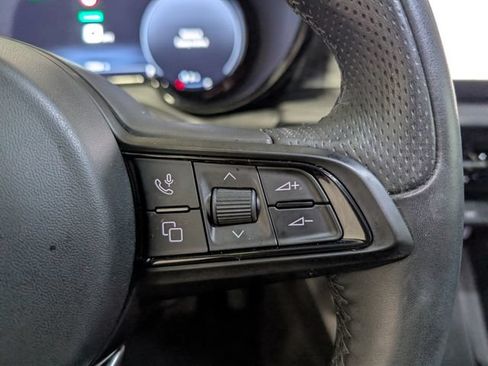 Used 2024 Alfa Romeo Tonale Ti AWD/4WD image 19