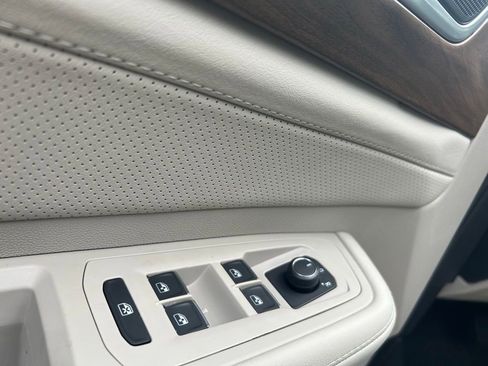 New 2026 Volkswagen Atlas SE FWD image 50
