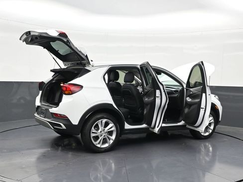 Used 2023 Buick Encore GX Preferred w/ Cold Weather Comfort Package FWD image 33