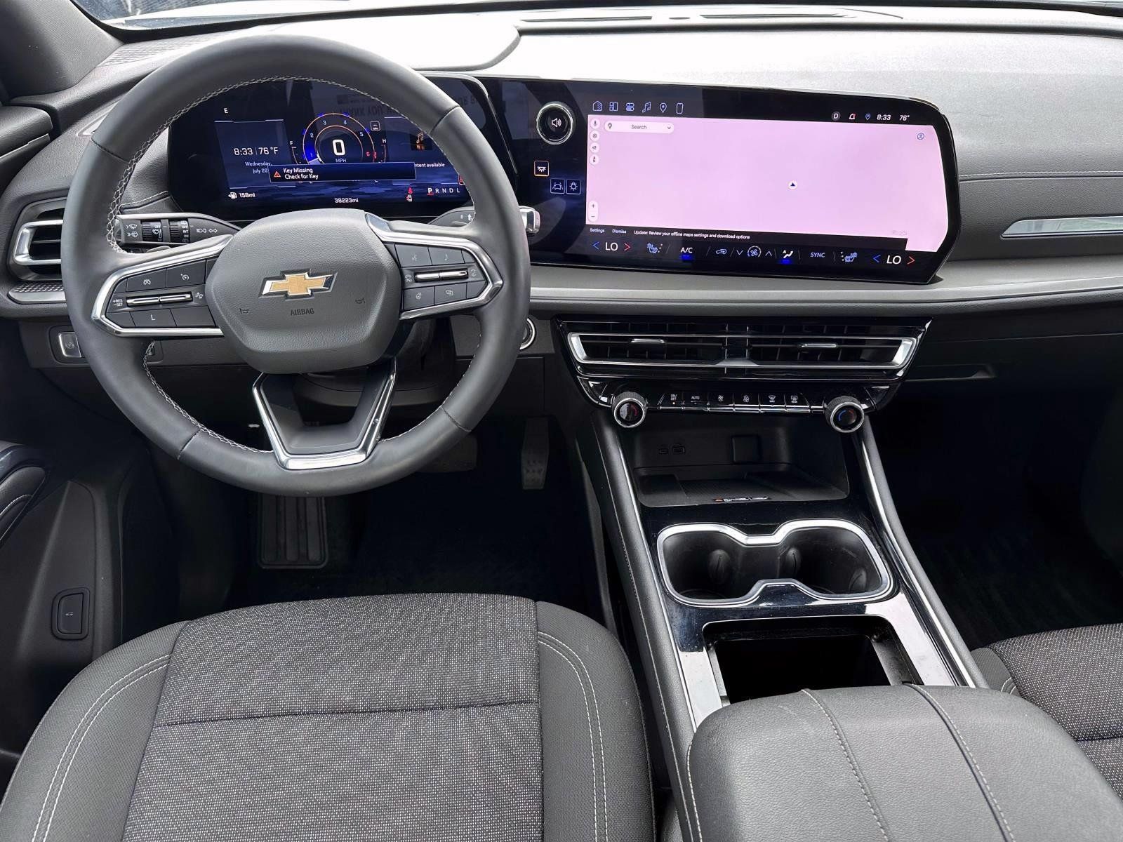 Used 2024 Chevrolet Traverse LT FWD image 15