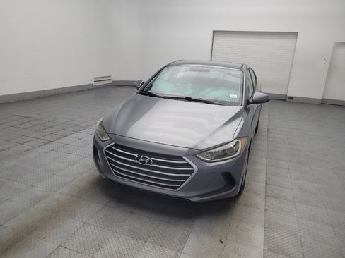 Used 2018 Hyundai Elantra SE FWD image 15