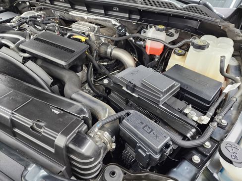 Used 2023 GMC Sierra 3500 Denali w/ Denali Ultimate Package image 20