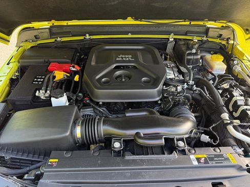 Used 2022 Jeep Wrangler Unlimited Sport image 12