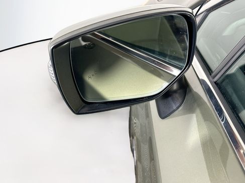 Used 2017 Subaru Outback 2.5i Limited w/ Popular Package #5 image 16