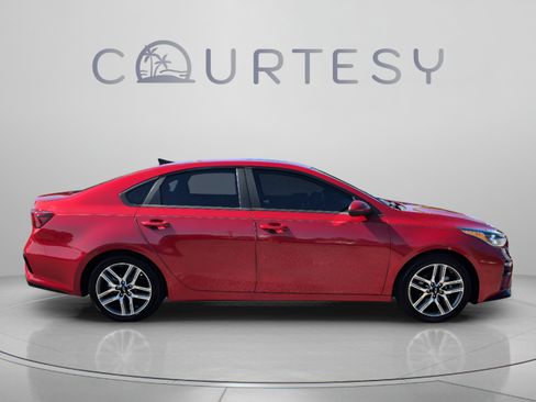Used 2019 Kia Forte S w/ S Premium Package FWD image 8