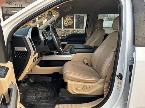 Used 2017 Ford F150 Lariat image 8