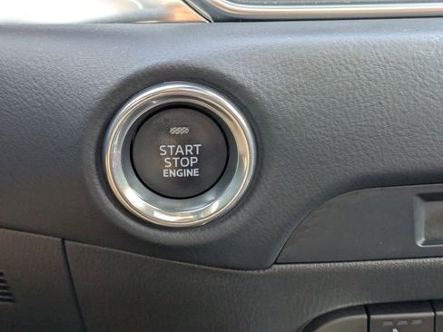 Used 2025 MAZDA CX-5 AWD 2.5 S w/ Preferred Package image 32