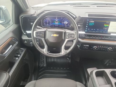 Used 2024 Chevrolet Silverado 1500 LT w/ Work Truck Package image 14