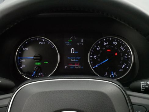 Used 2020 Toyota RAV4 XLE w/ XLE Grade Weather Package image 21