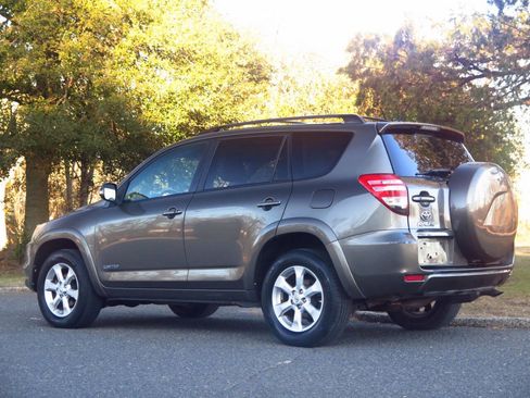 Used 2011 Toyota RAV4 Limited image 3