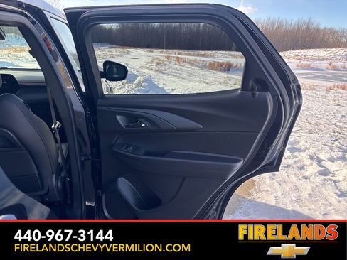 Used 2024 Chevrolet TrailBlazer RS w/ Convenience Package image 34