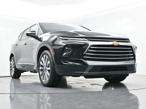 Used 2024 Chevrolet Blazer Premier w/ Driver Confidence II Package image 43