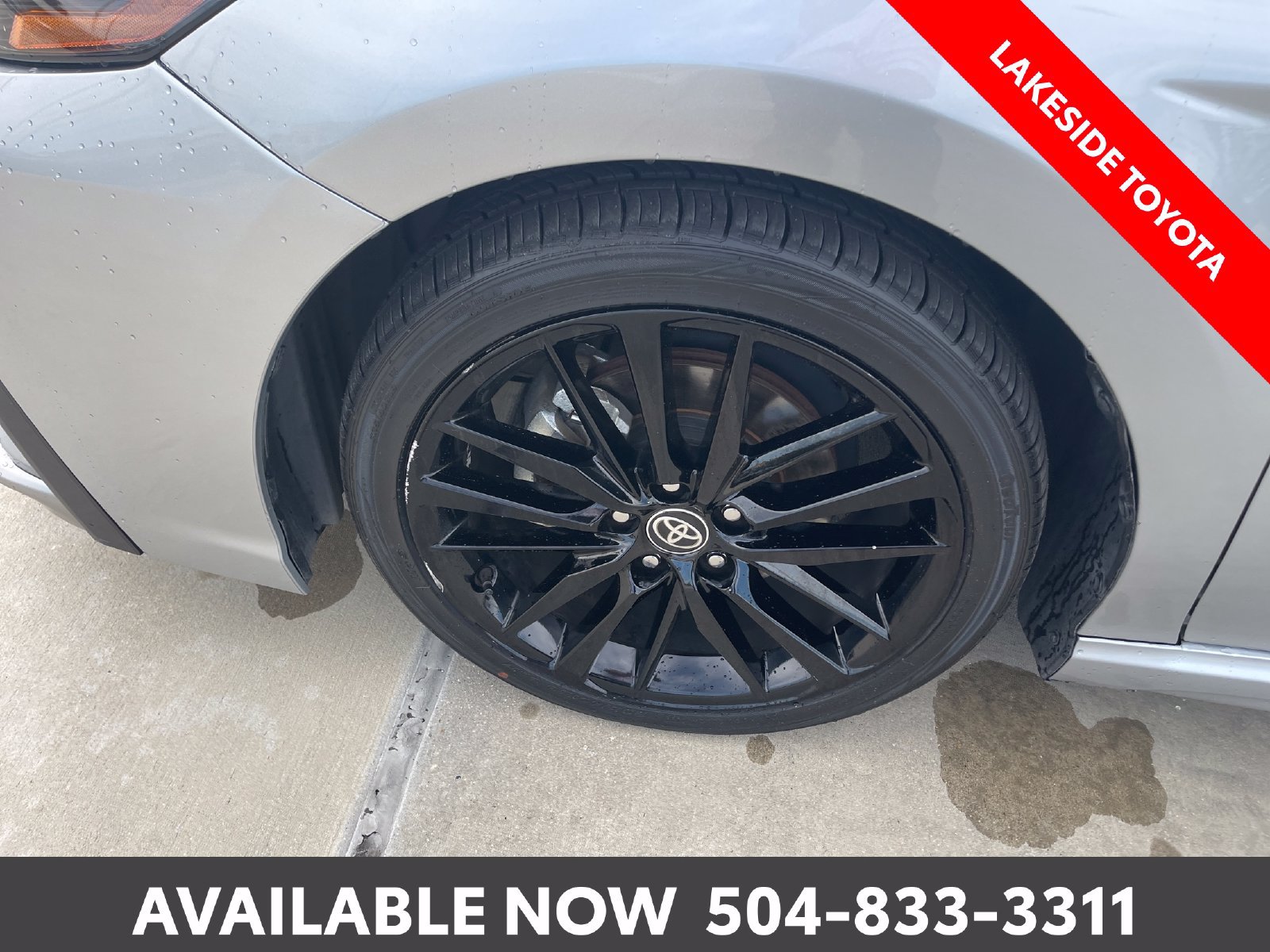 Used 2024 Toyota Camry XSE FWD image 13