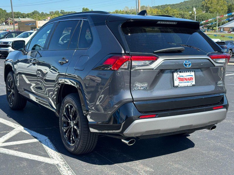 Used 2023 Toyota RAV4 XSE AWD/4WD image 6