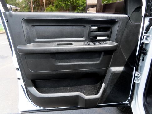 Used 2022 RAM 3500 Tradesman image 32